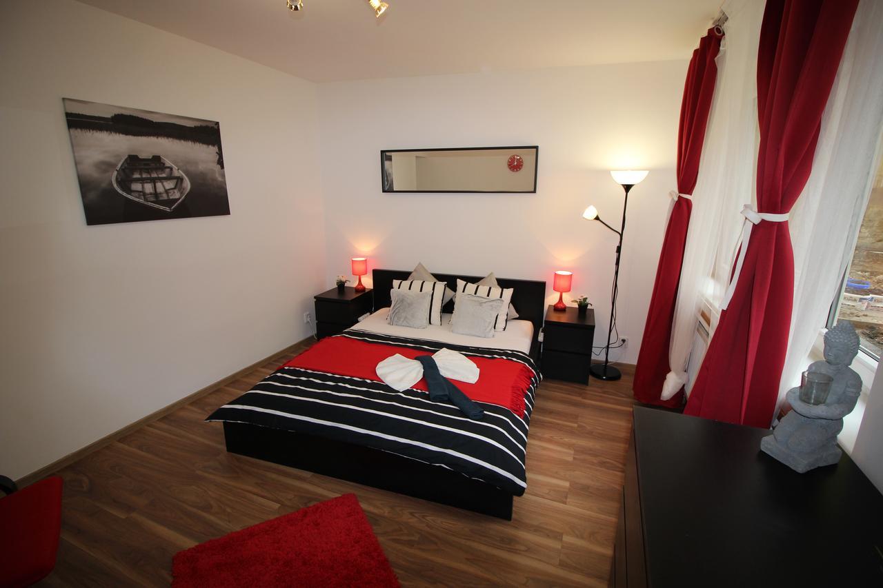 Smart City Prague Apartment Εξωτερικό φωτογραφία